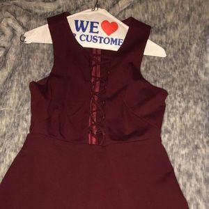 F21 MAROON SKATER DRESS SIZE M